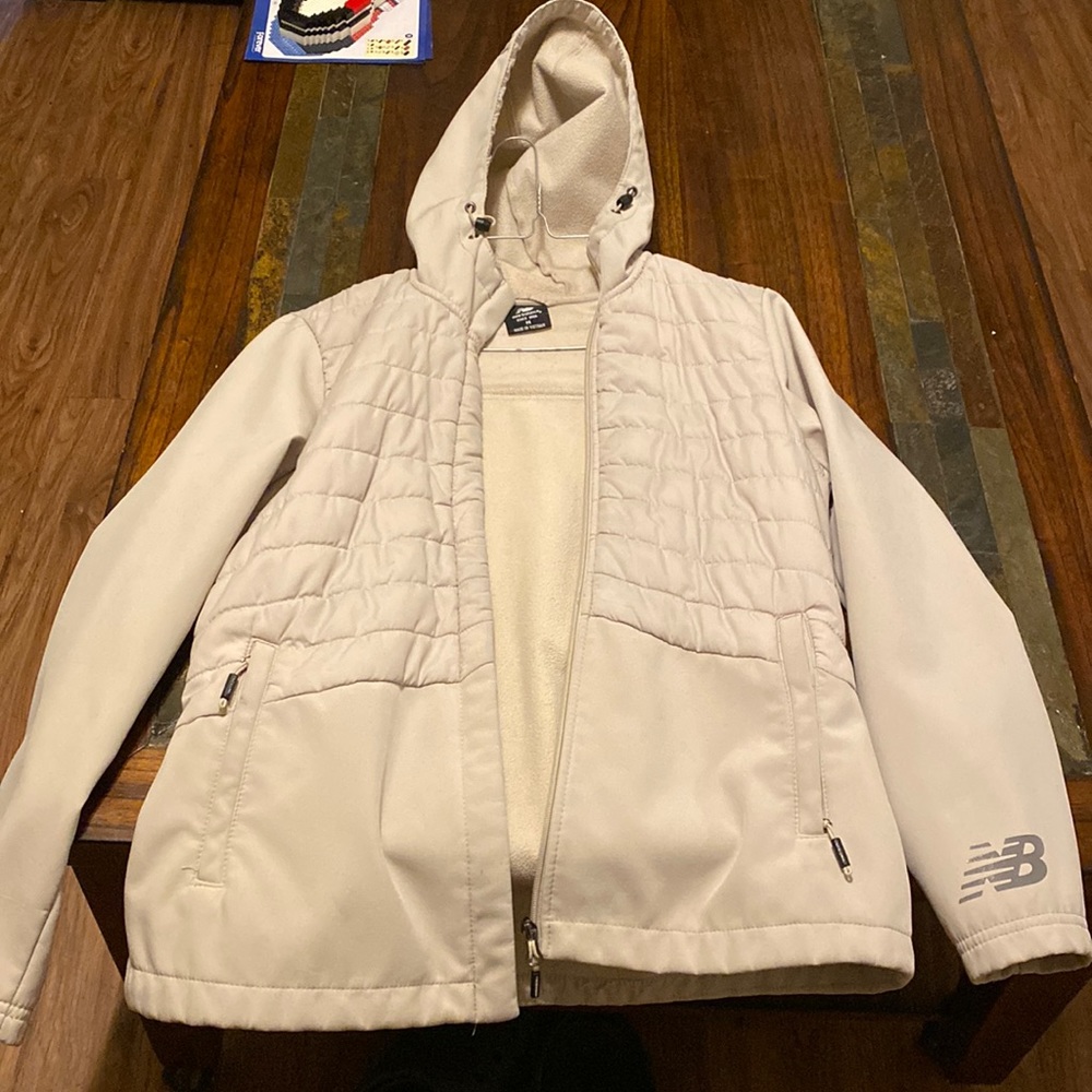 New balance jacket